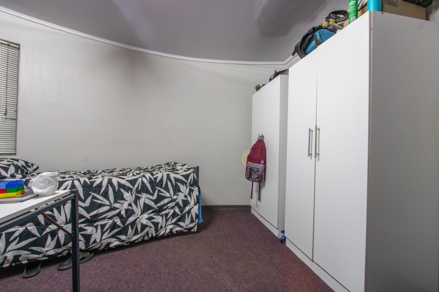 To Let 1 Bedroom Property for Rent in Die Bult North West